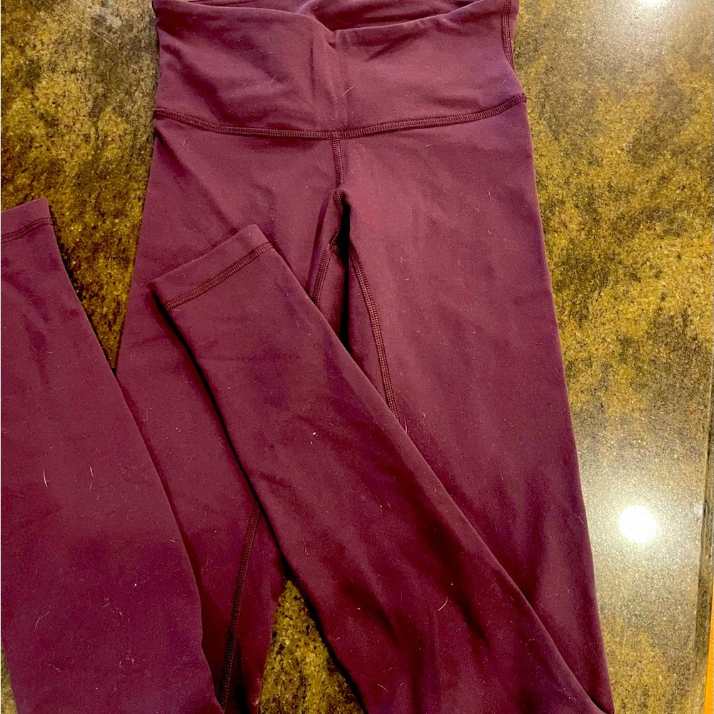 Lululemon wonder  under size 2 GUC